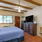 Santa Fe Motel & Inn