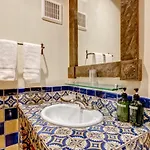 & Mini-hôtel 3*