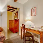 Mini-hôtel & Santa Fé