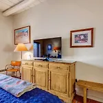 Mini-hôtel & 3*